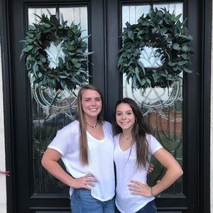 Meet your Posher, Avery